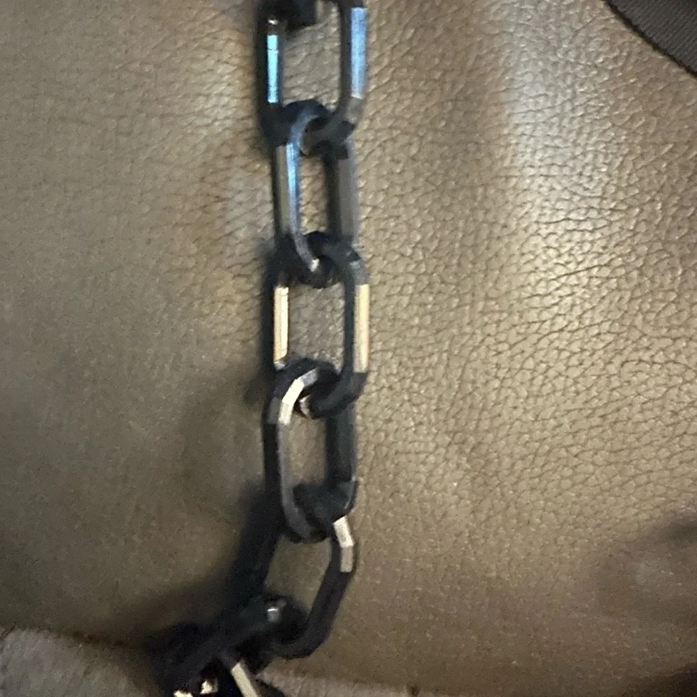 J Crew Navy Blue acrylic Chain Necklace 53 Inch Adjustable - Picture 2 of 4